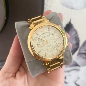 BRAND NEW Michael Kors watch